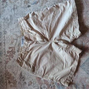 Men's 32x8 khaki Mountain Khaki shorts